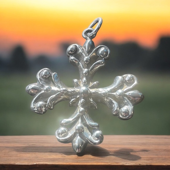 Sterling silver Christmas cross - Picture 2 of 7